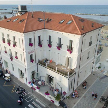 Hotel Lido Rimini Buitenkant foto